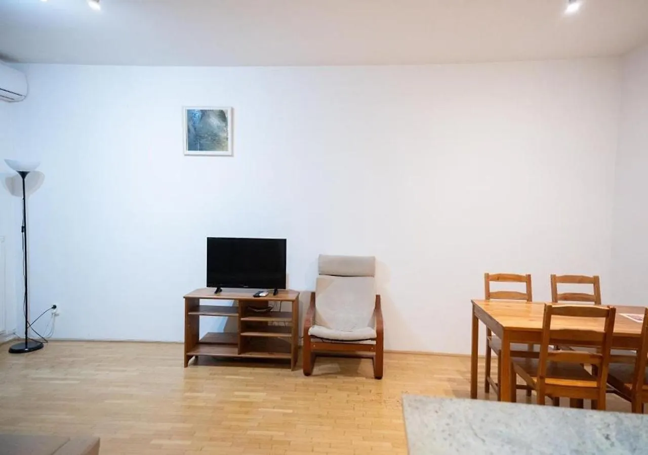 Vincent Apartment 2 Budapest